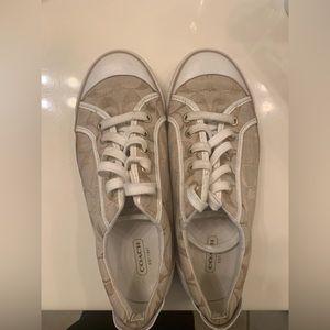 Women’s coach sneakers size 8